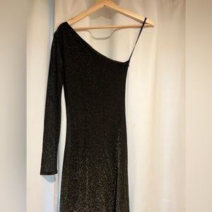 Ted Baker shimmering black one shoulder gown sz 0